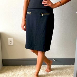 Calvin Klein size 8 black pencil skirt
